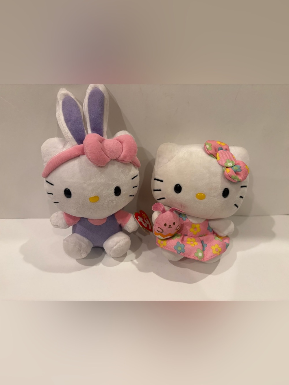 TY Sanrio Hello Kitty Easter Lot of 2